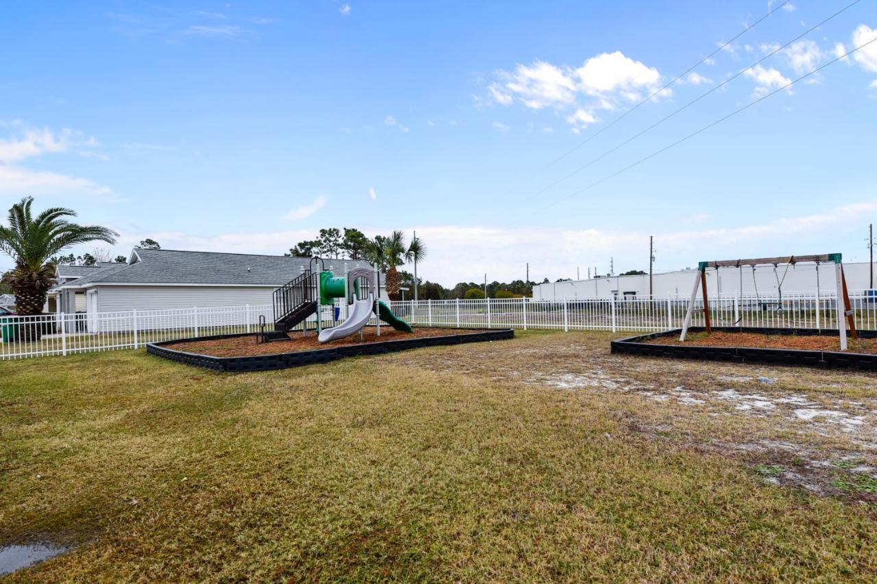 The Sandbox By Book That * Panama City Beach